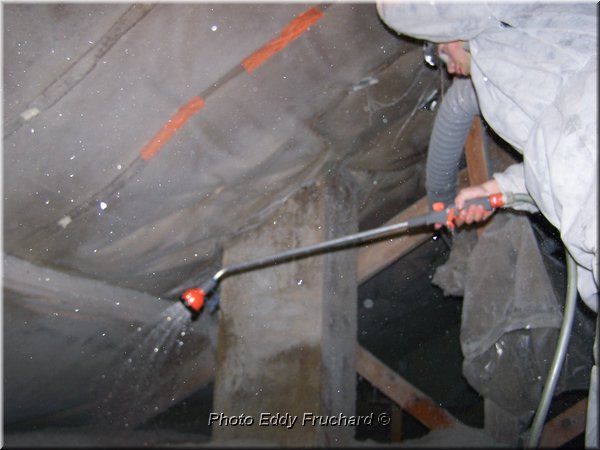 5-Arrosage_pour_croutage_surface_4902.JPG
