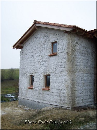 Vende-2_Faade_est_4528.JPG