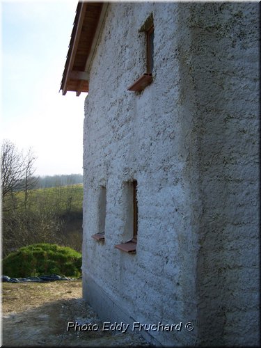 8-1_Enduit sur paille_4547.JPG