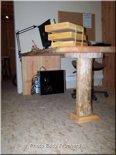 Bureau_Douglas_1650.jpg