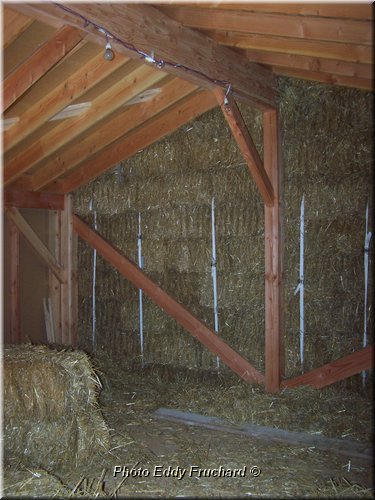 2-1_Mise_en_place_Mur_Paille_6928.JPG