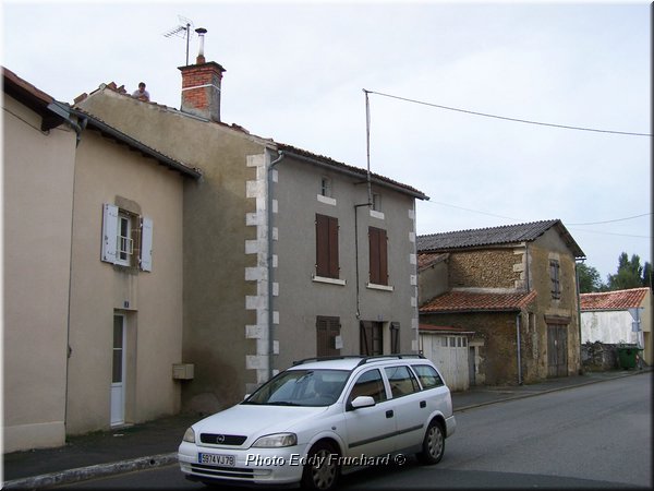 1-0_Vue de la rue_9508.JPG