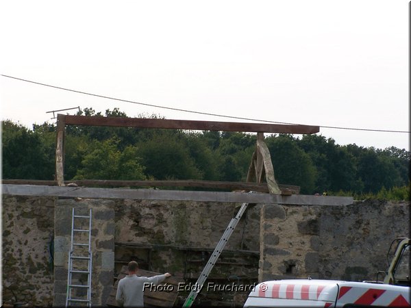 1-1-Reste_ancienne_charpente_3577.JPG